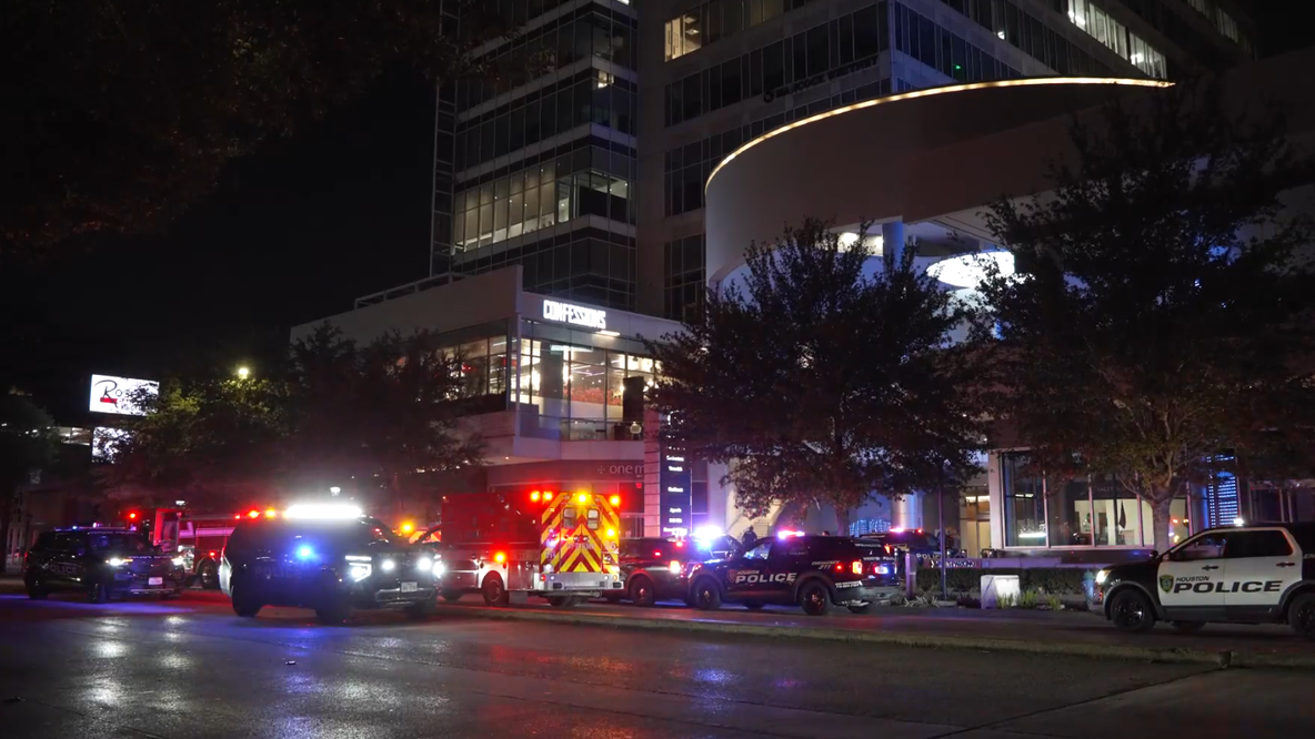 Kirby shooting: 2 shot after attempted robbery at Confessions restaurant