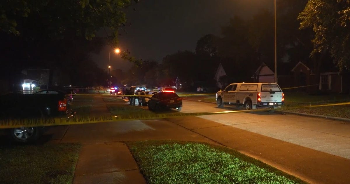 Woman shot, killed by estranged husband in Cypress; suspect in custody