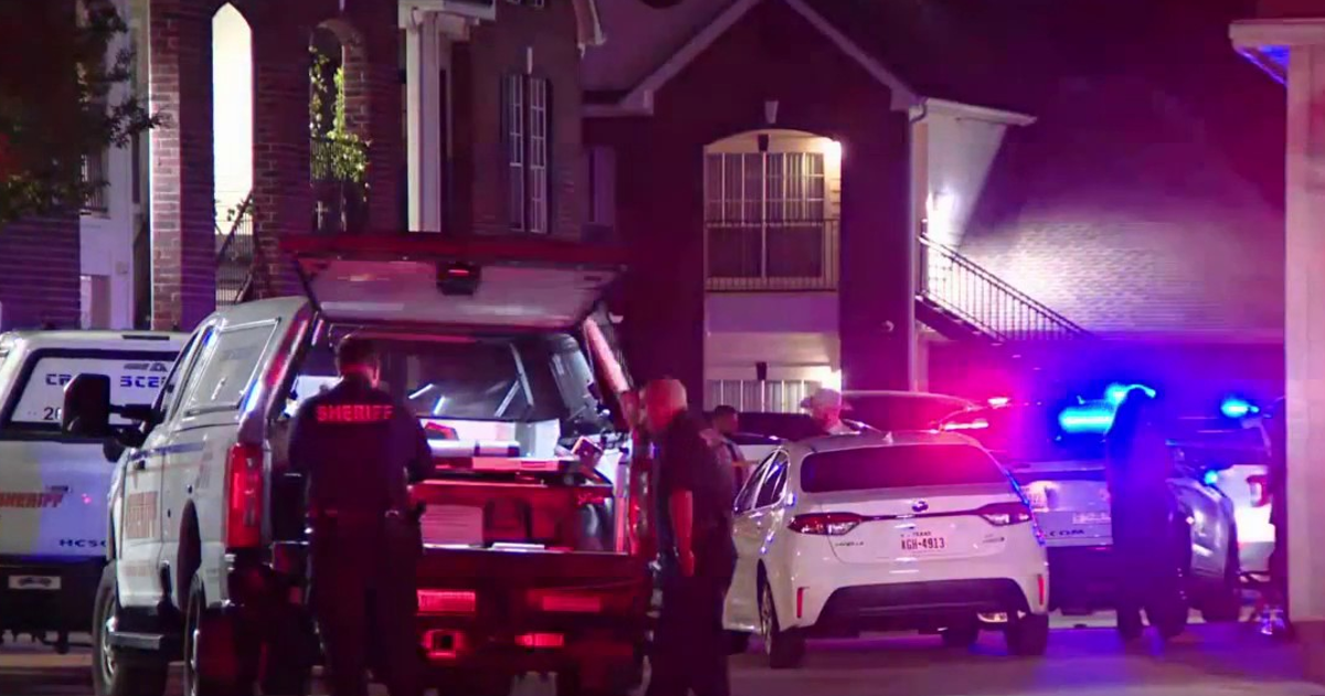 14-year-old shot 3 times after fight at apartment complex in NE Harris ...