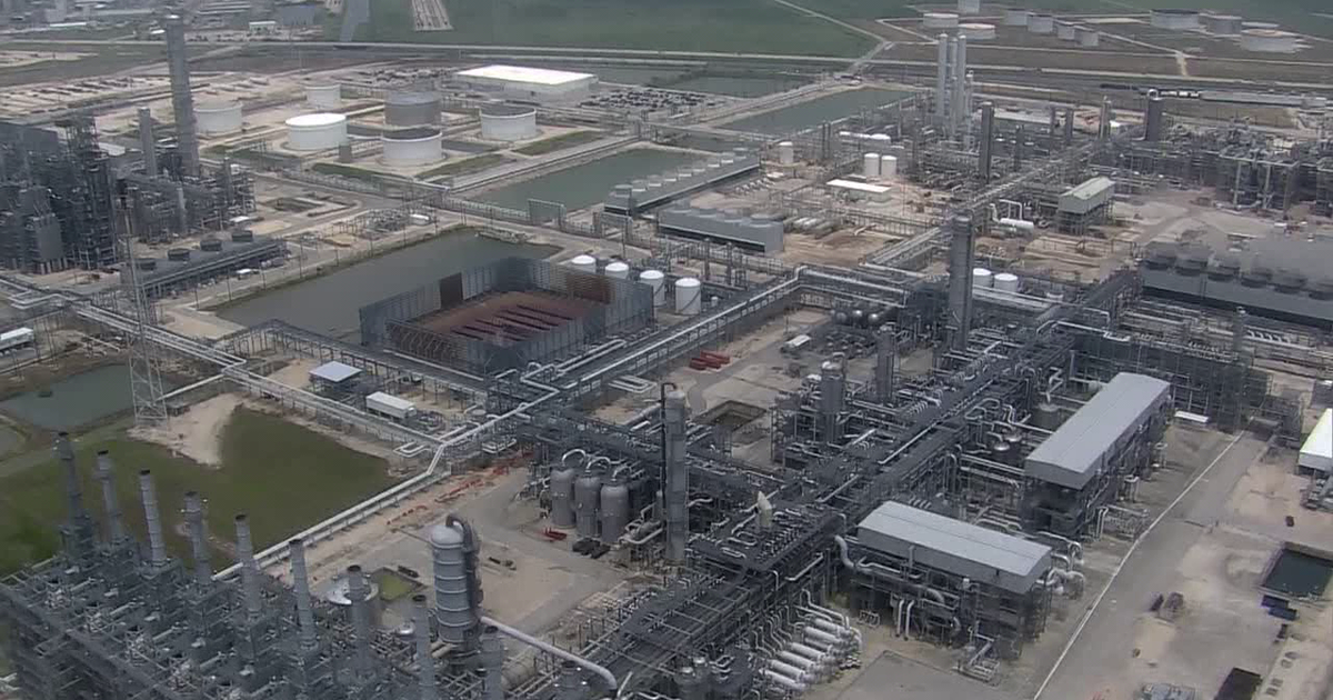 Texas AG sues chemical manufacturer in Freeport for illegally releasing chlorine, other chemicals