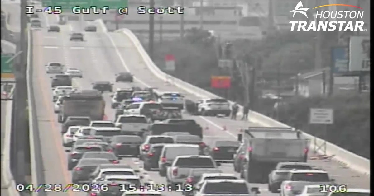 Harris County deputy taken to hospital after crash on I-45 | FOX 26 Houston