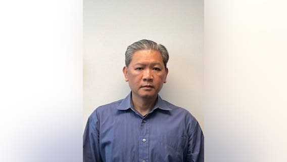 Houston police lieutenant accused of soliciting minor online