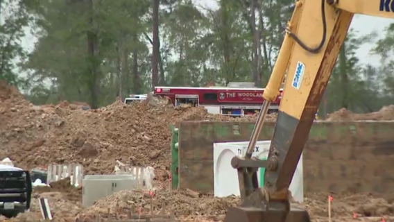 Trench collapse kills 1, injures another at Conroe construction site