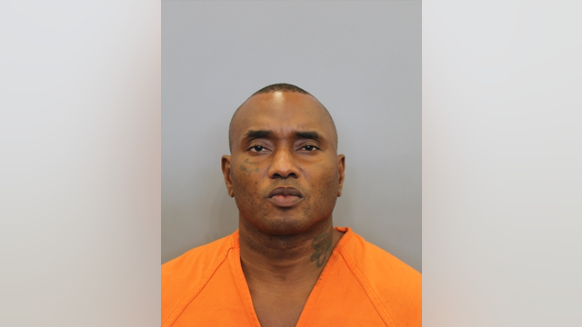 Man wanted for girlfriend's shooting death in Eastex-Jensen area