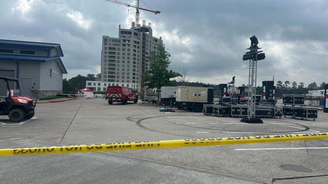 Emergency crews recover swimmer from Lake Woodlands