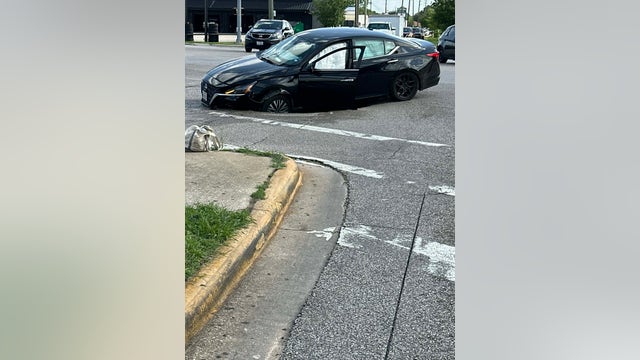 Harris County: 2 people injured after vehicle struck sinkhole on Veterans Memorial