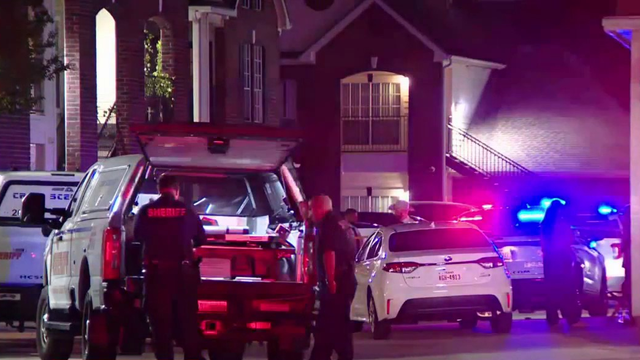 14-year-old shot 3 times after fight at apartment complex in NE Harris County