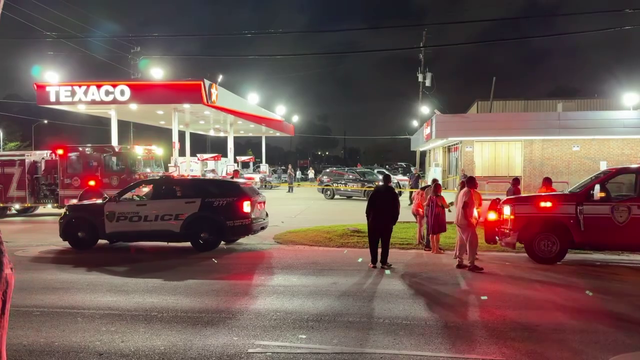 Houston shooting: Man killed after being shot multiple times in gas station parking lot