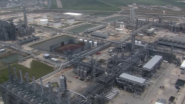 Texas AG sues chemical manufacturer in Freeport for illegally releasing chlorine, other chemicals