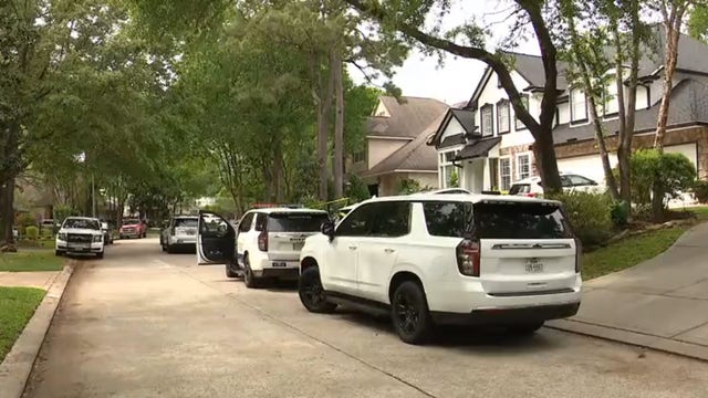 The Woodlands residents robbed by 'multiple' wanted suspects posing as deputies