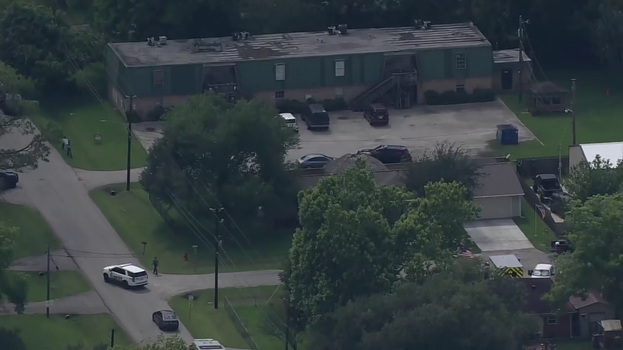 Standoff continues after suspect reportedly fired shots in Santa Fe