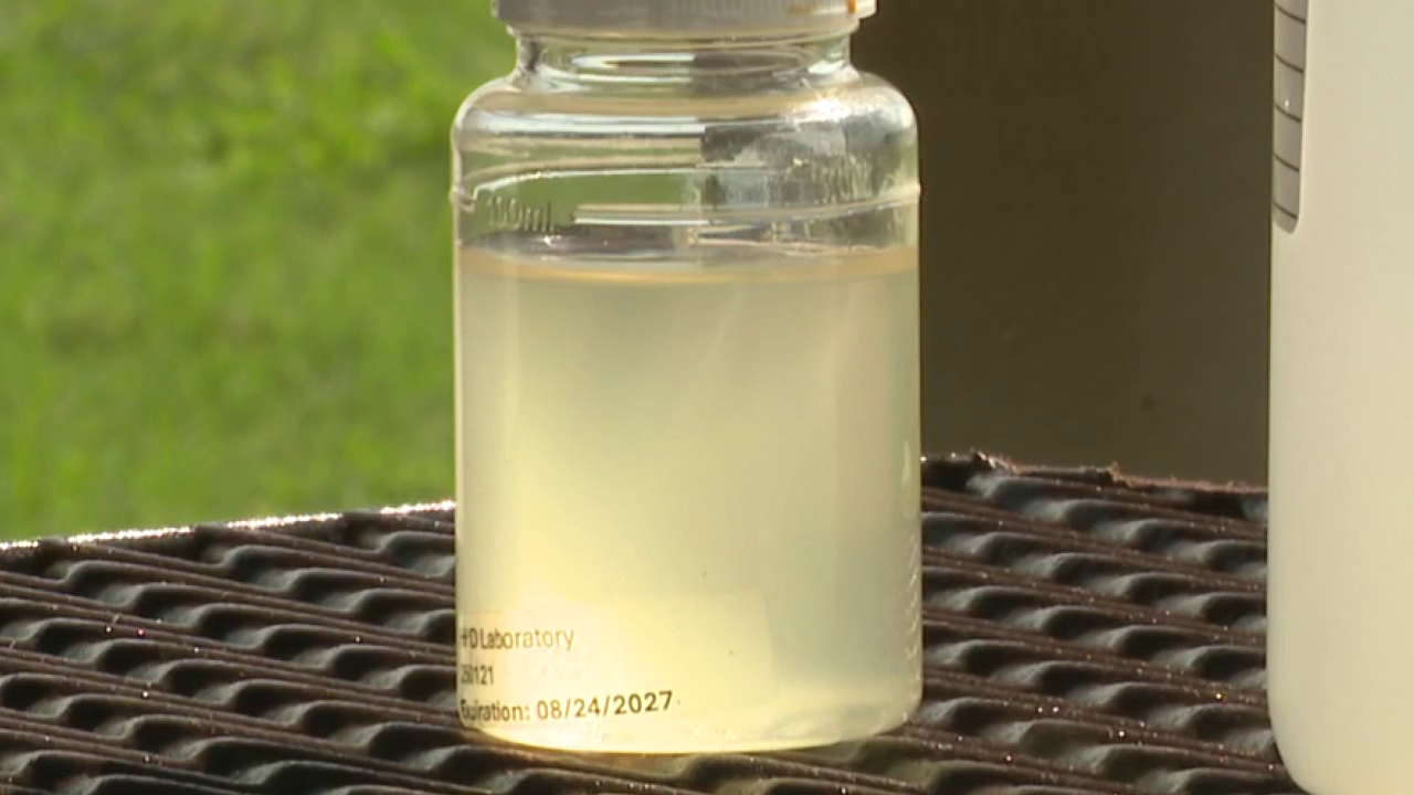 Richmond homeowners say they're paying more than $100 a month for water that's brown, smells like rotten eggs