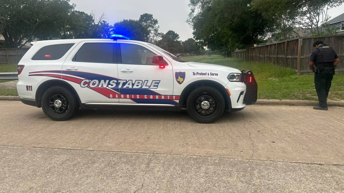 Body found in ditch in northwest Harris County neighborhood