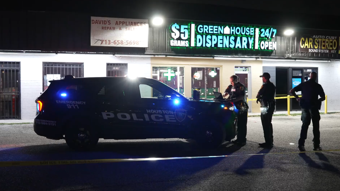 Houston dispensary employee shoots teen, juvenile in critical condition
