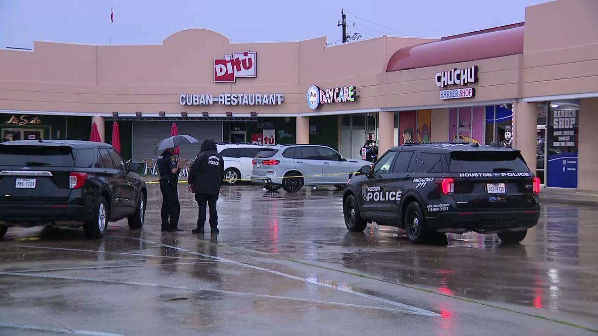 Police investigate deadly shooting outside west Houston business