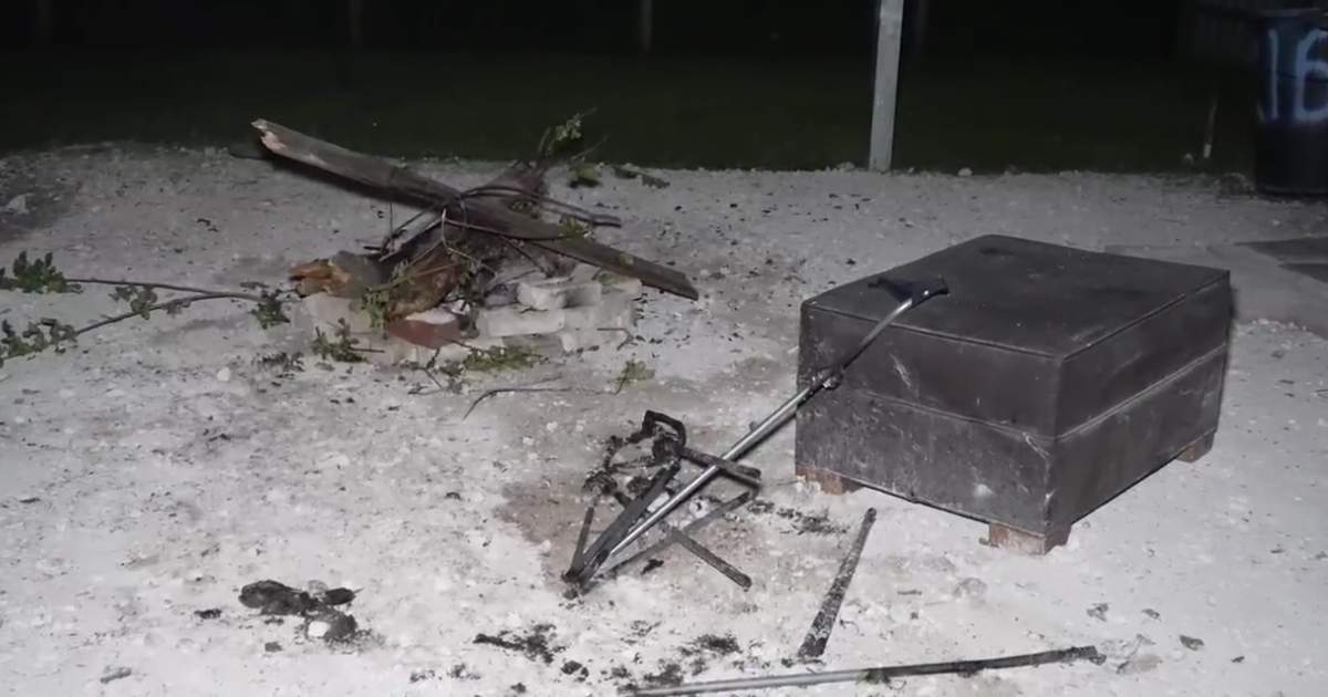 7 suffer burn injuries after fire outside mobile home in Pearland