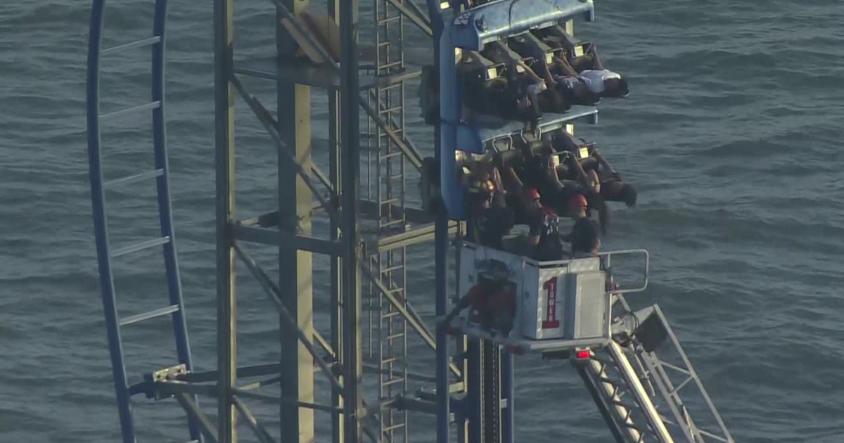 All passengers rescued after Iron Shark roller coaster gets stuck in Galveston