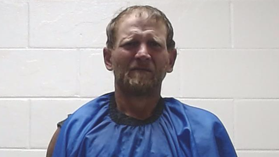 Texas felon sentenced to 14 years in federal prison after grabbing officer's gun during courtroom brawl