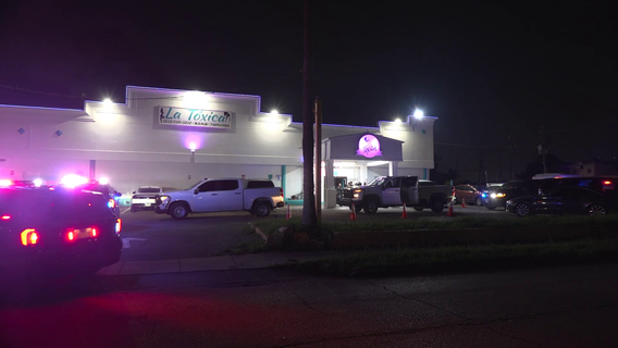 Police raid east Houston club after community complaints