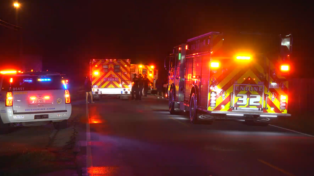 3 shot, injured near Channelview apartment; suspect on the run