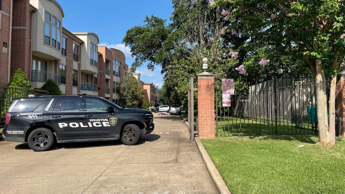 Houston crime: Woman killed in incident in West Houston, male suspect in custody