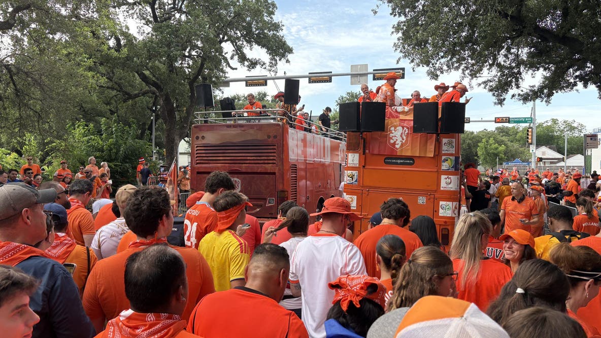 Live blog: Netherlands vs Sweden FIFA World Cup match in Houston starts with fan march