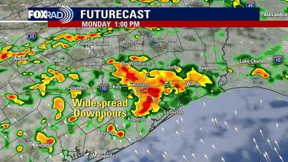 Houston weather: Storm Alert Monday; Flood Watch until midweek
