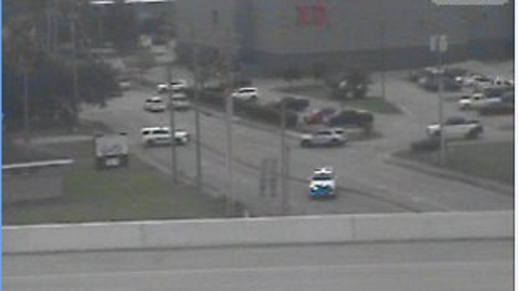 1 dead, 3 injured in Pasadena crash on Beltway 8 Service Road
