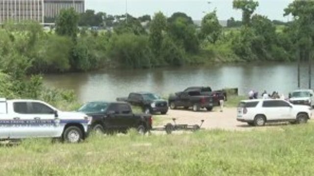 Body of 33-year-old father of 4 sons found in Buffalo Bayou, his mother is desperate for answers