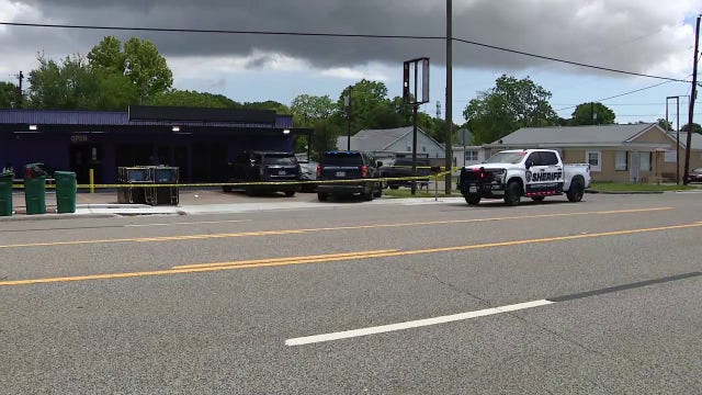 Galveston County gambling operation raids at La Marque area game rooms