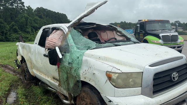 Montgomery County crash: 75-year-old man killed after pickup truck hydroplaned on I-45