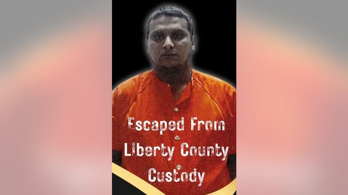 Liberty County prisoner escapes Kingwood hospital