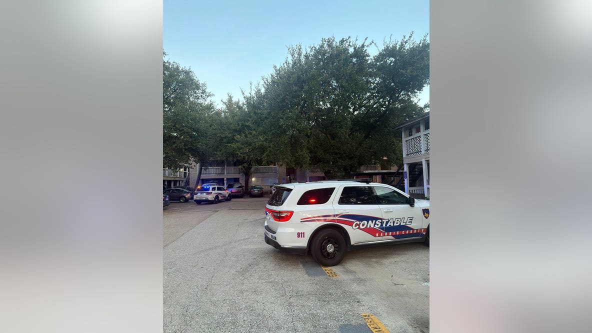 Man shot, killed at north Harris County apartment complex