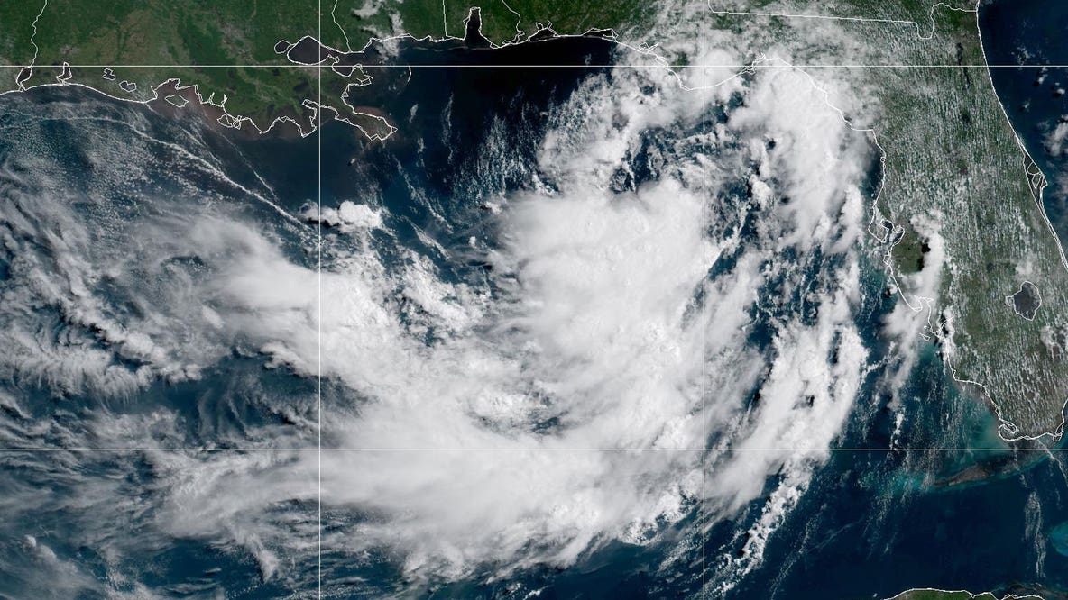 Tropical Depression 2 strengthening in Gulf as it heads toward Texas