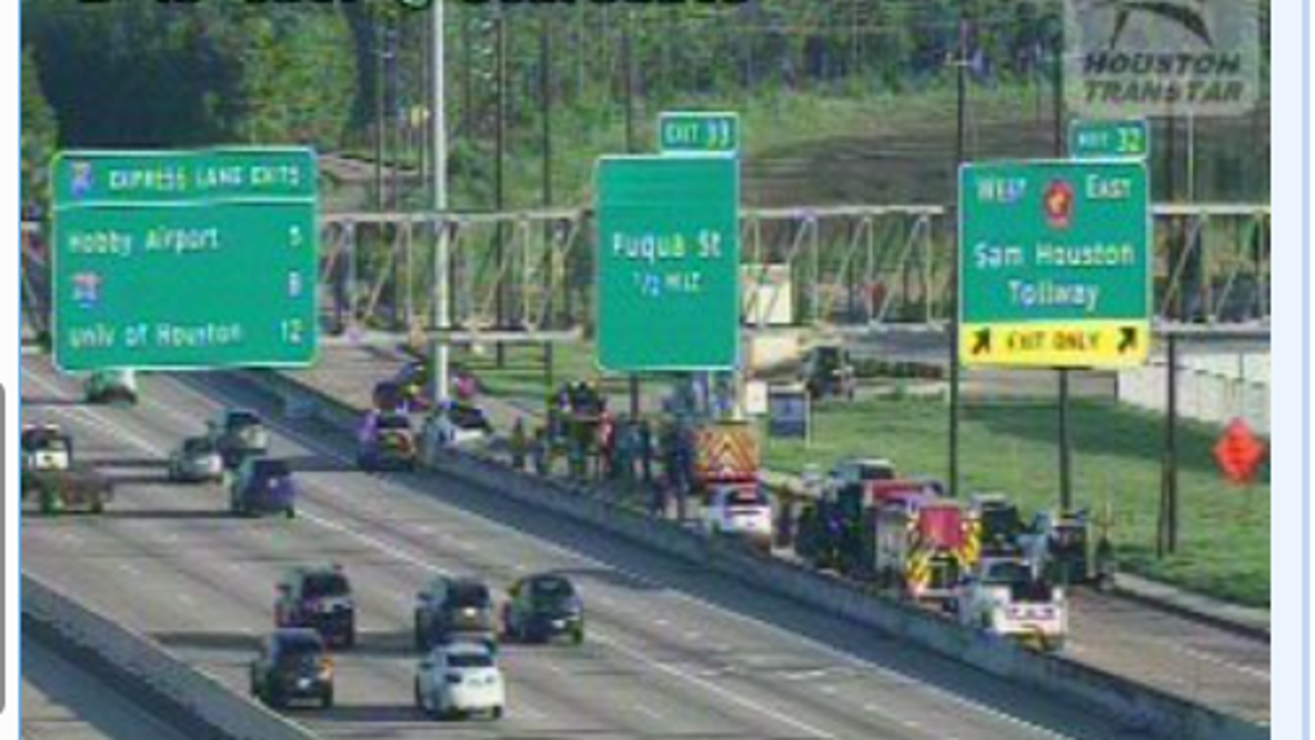 Fatal early-morning crash shuts down northbound Interstate 45 in southeast Houston
