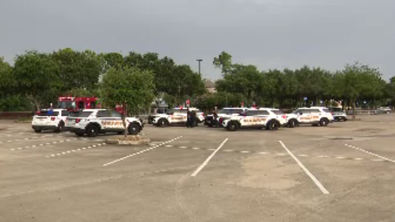 Two arrested, one on the run after Katy Freeway chase