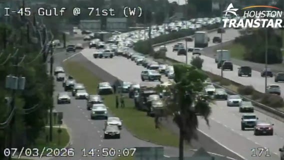 Galveston I-45 crash kills 1, injures others