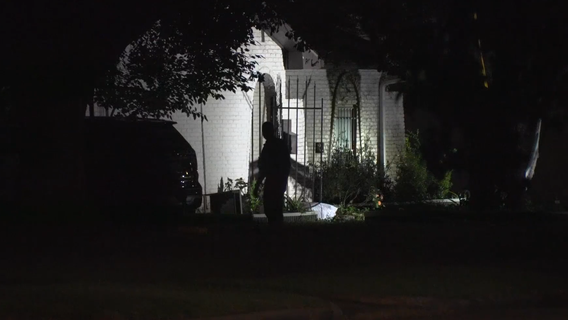 Houston SWAT: Suspect arrested after cutting brother's throat with knife near Sharpstown