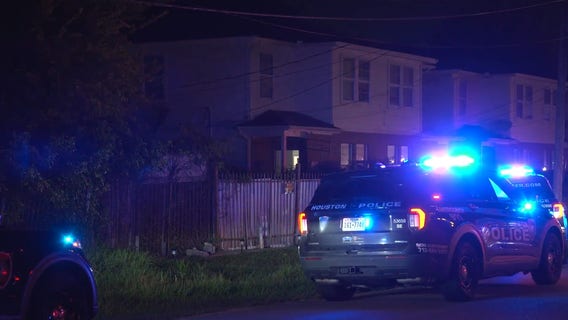Shootout erupts in South Houston during alleged argument over fireworks, 2 injured
