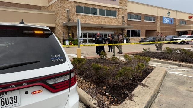 Multiple victims reported following shooting at Kroger in Cypress