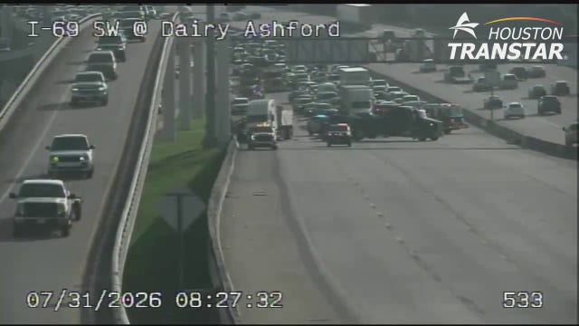 Traffic alert: Lanes of I-59 at Dairy Ashford reopen after accident