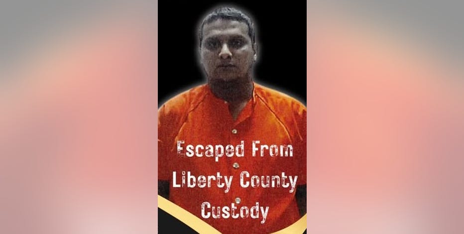 Liberty County prisoner escapes Kingwood hospital