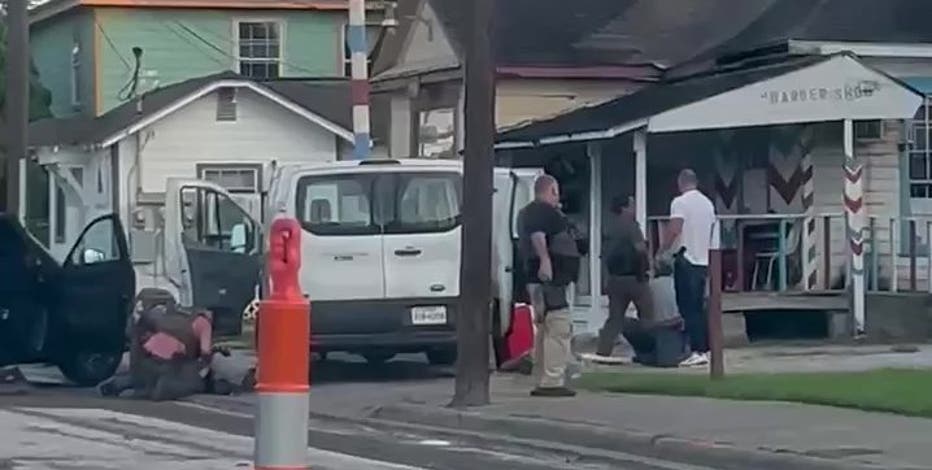 FBI seeks to search van after deadly Houston ICE shooting