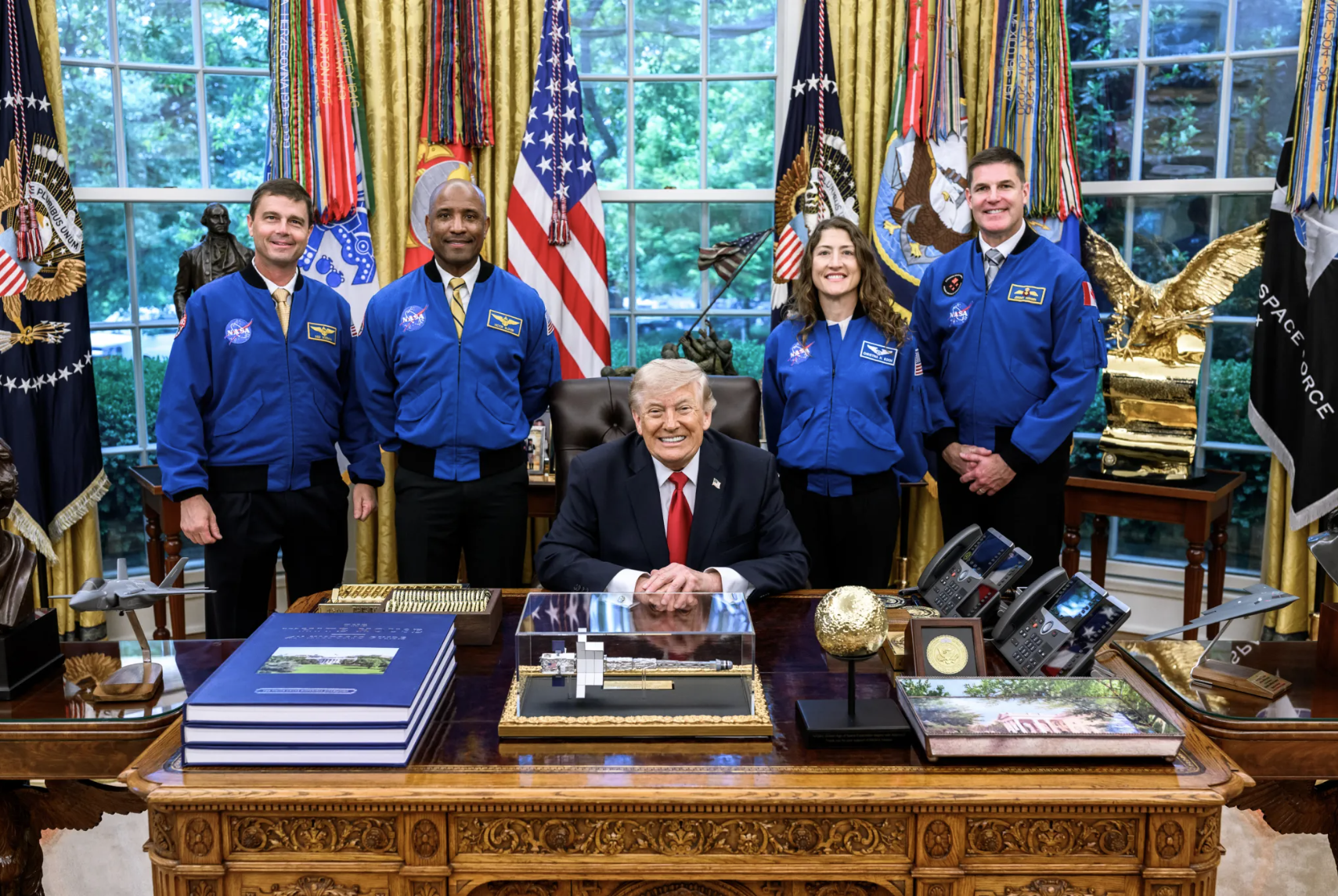 President Trump to visit Houston to award Artemis II crew Congressional Space Medal of Honor