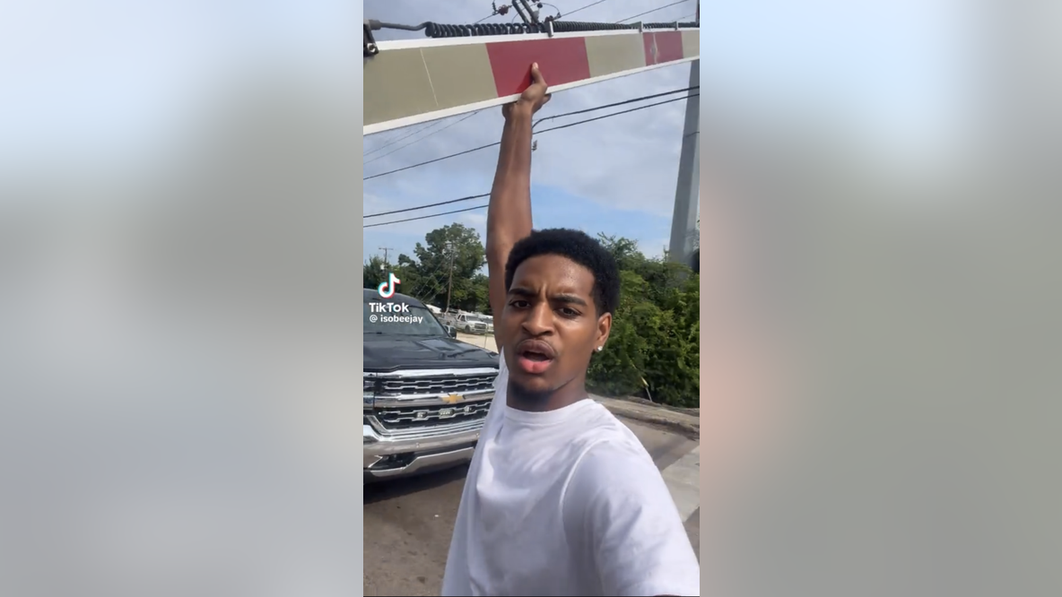 Viral TikTok highlights persistent Houston railroad crossing failures—and the legal hurdles preventing fixes