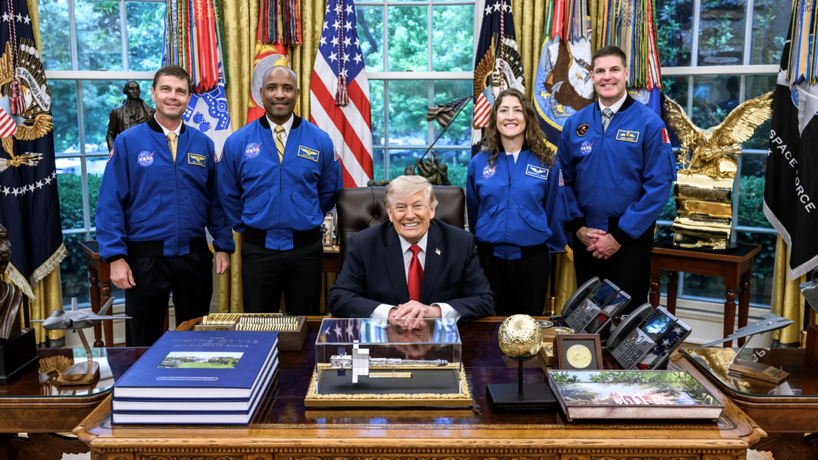 President Trump to visit Houston to award Artemis II crew Congressional Space Medal of Honor