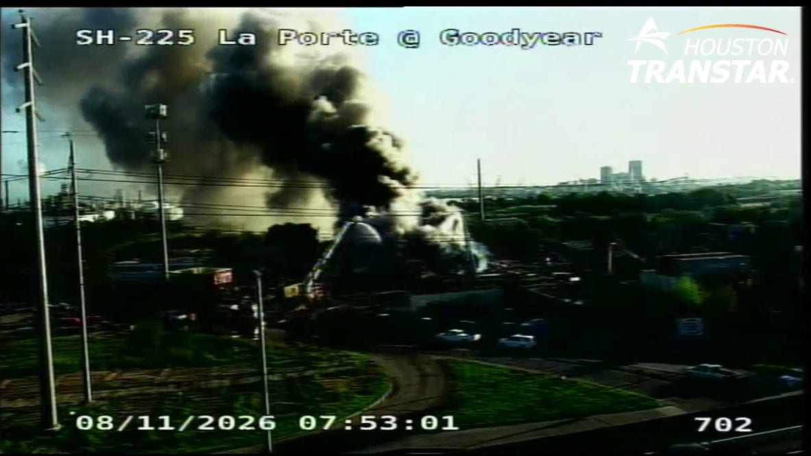 Firefighters contain fire at recycling, scrap metal facility in southeast Houston