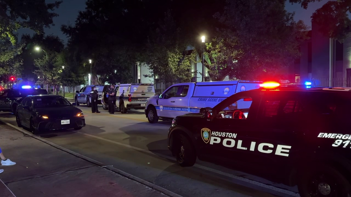 Houston shooting: Authorities investigating deadly shooting on Walnut Bend Lane, possible suspect detained