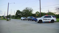 Wanted suspect dies during traffic stop on Crosby Cedar Bayou Road in Baytown