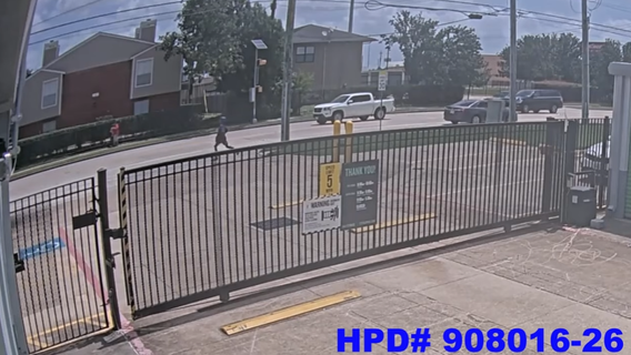 Surveillance video of car wash shooting suspect in southeast Houston released